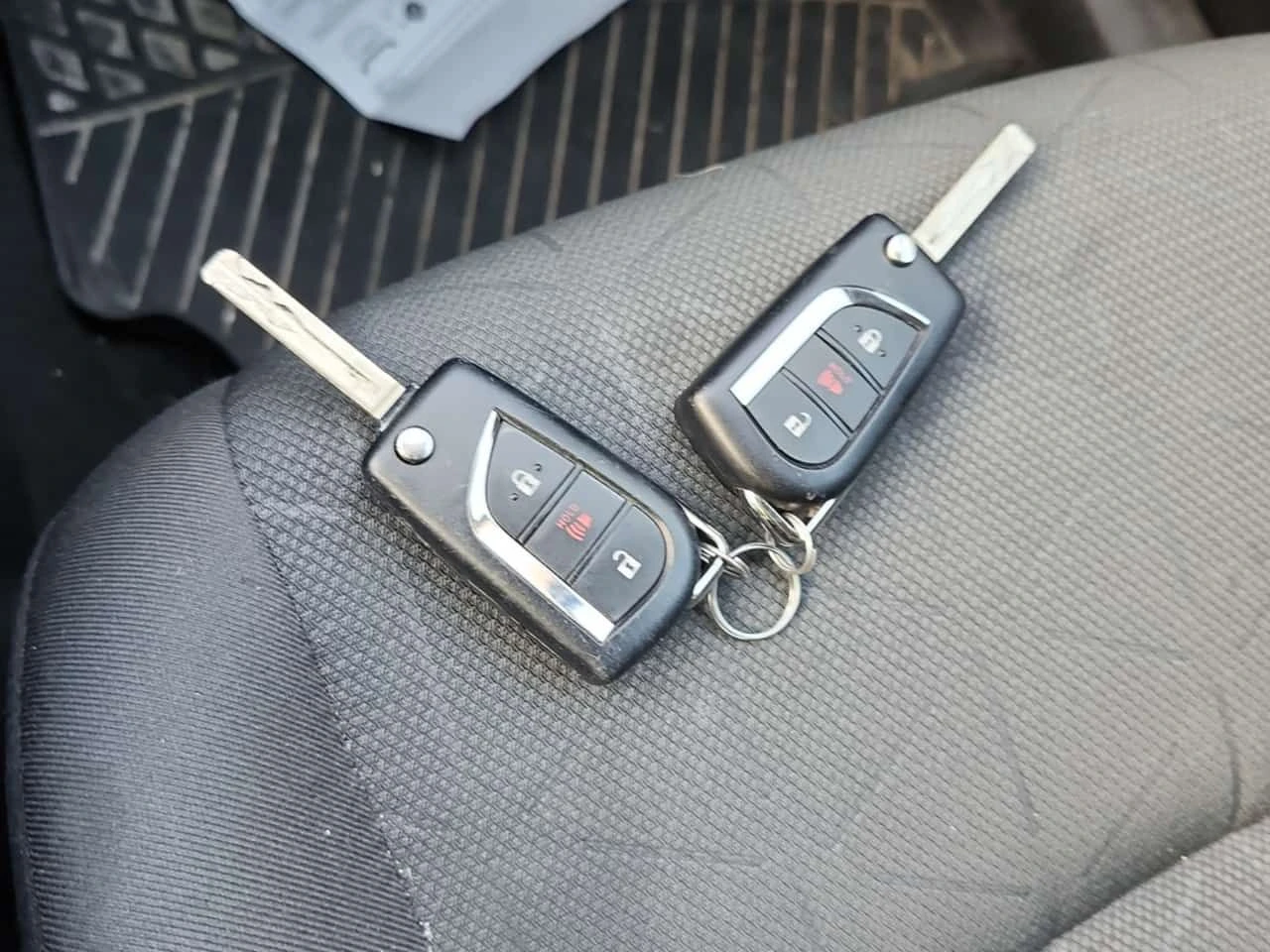 Toyota Rav4 Awd Hybrid Le * CARFAX * ФИНАНСИРАНЕ, снимка 8 - Автомобили и джипове - 55544824