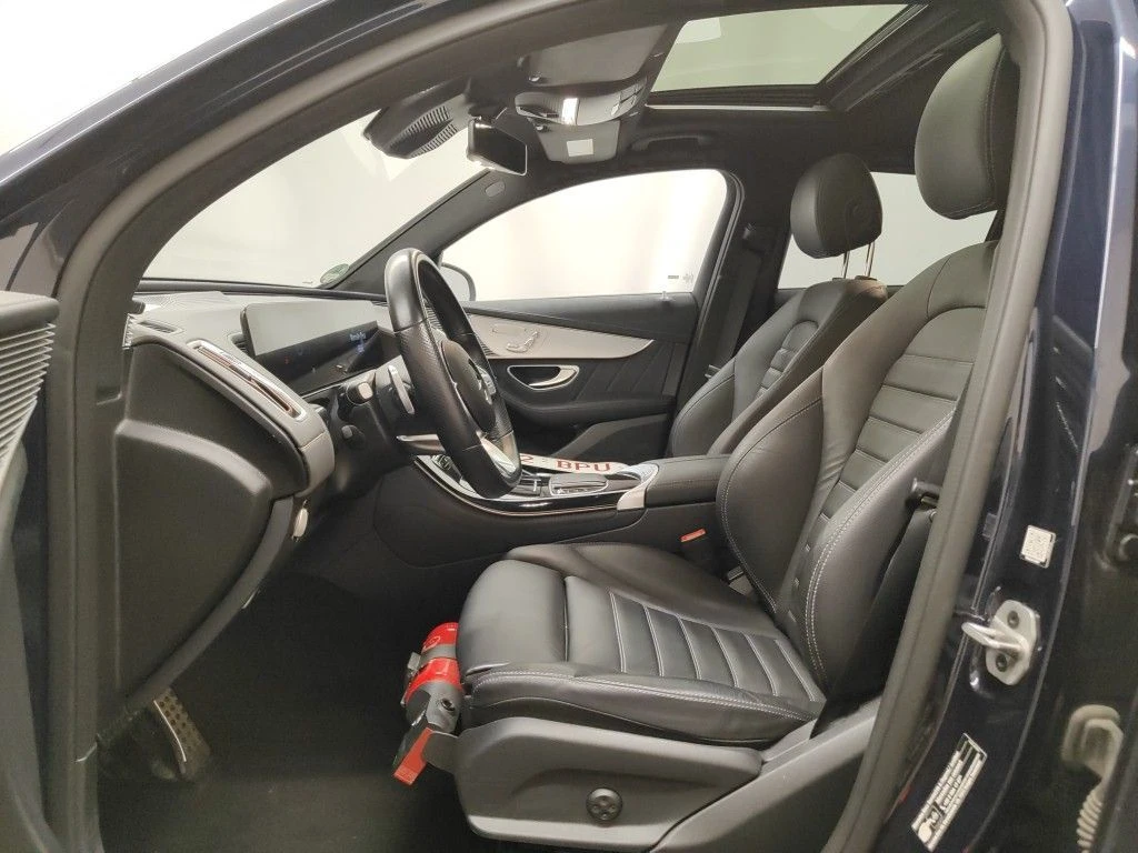 Mercedes-Benz EQC 96% SoH 400 AMG Pano Memory Heated, снимка 13 - Автомобили и джипове - 55788310