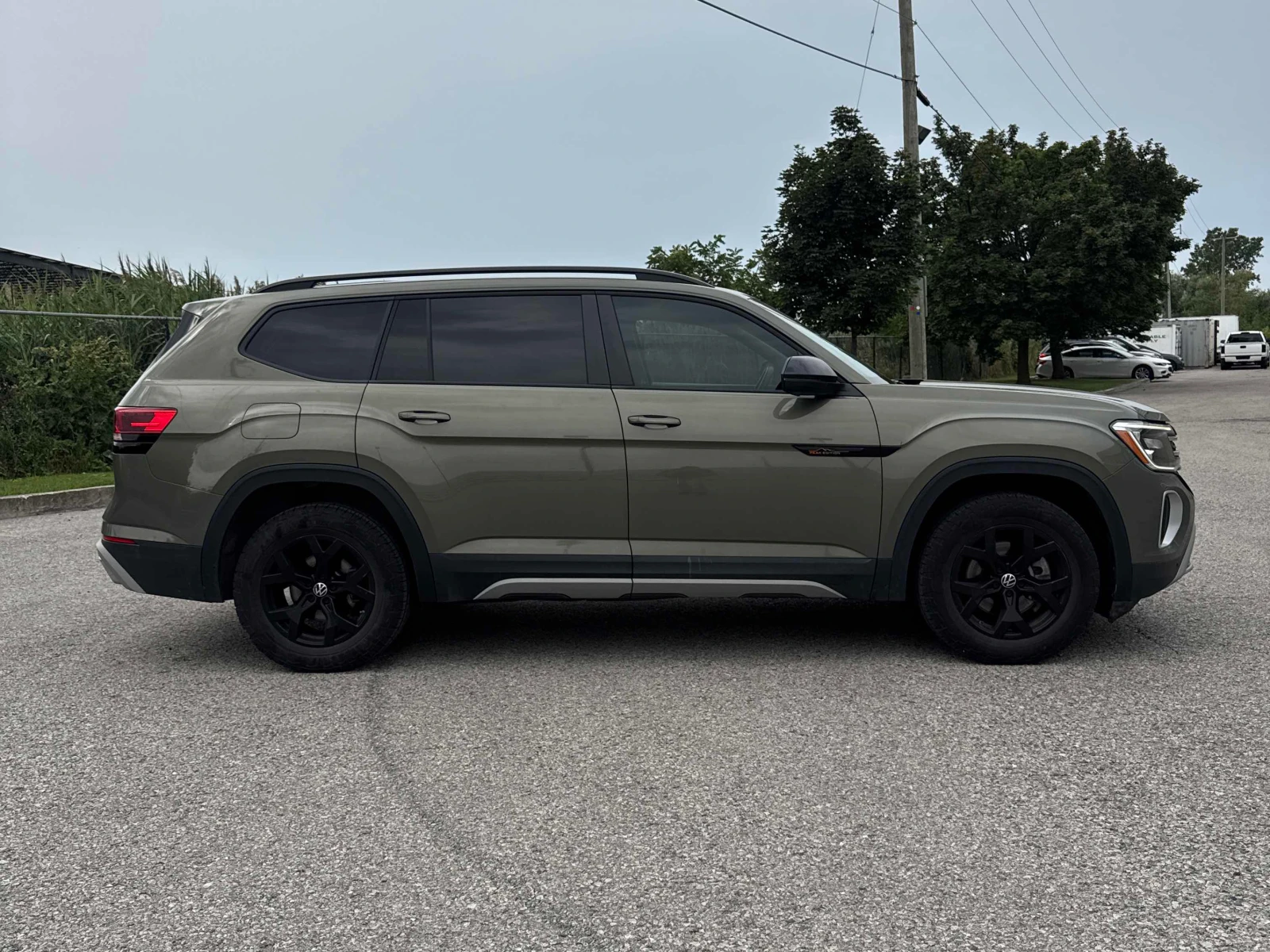 VW Atlas  Peak Edition* AWD* КОЖА, снимка 3 - Автомобили и джипове - 56007522