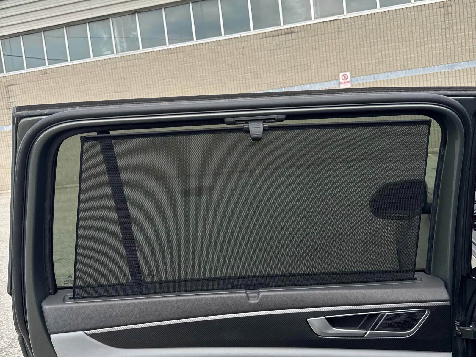 VW Atlas  Peak Edition* AWD* КОЖА, снимка 11 - Автомобили и джипове - 56007522