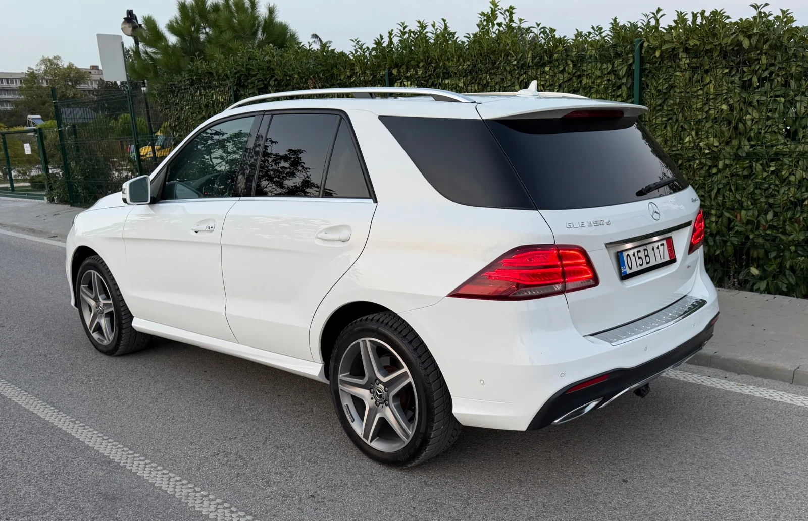 Mercedes-Benz GLE 350, снимка 6 - Автомобили и джипове - 56119942