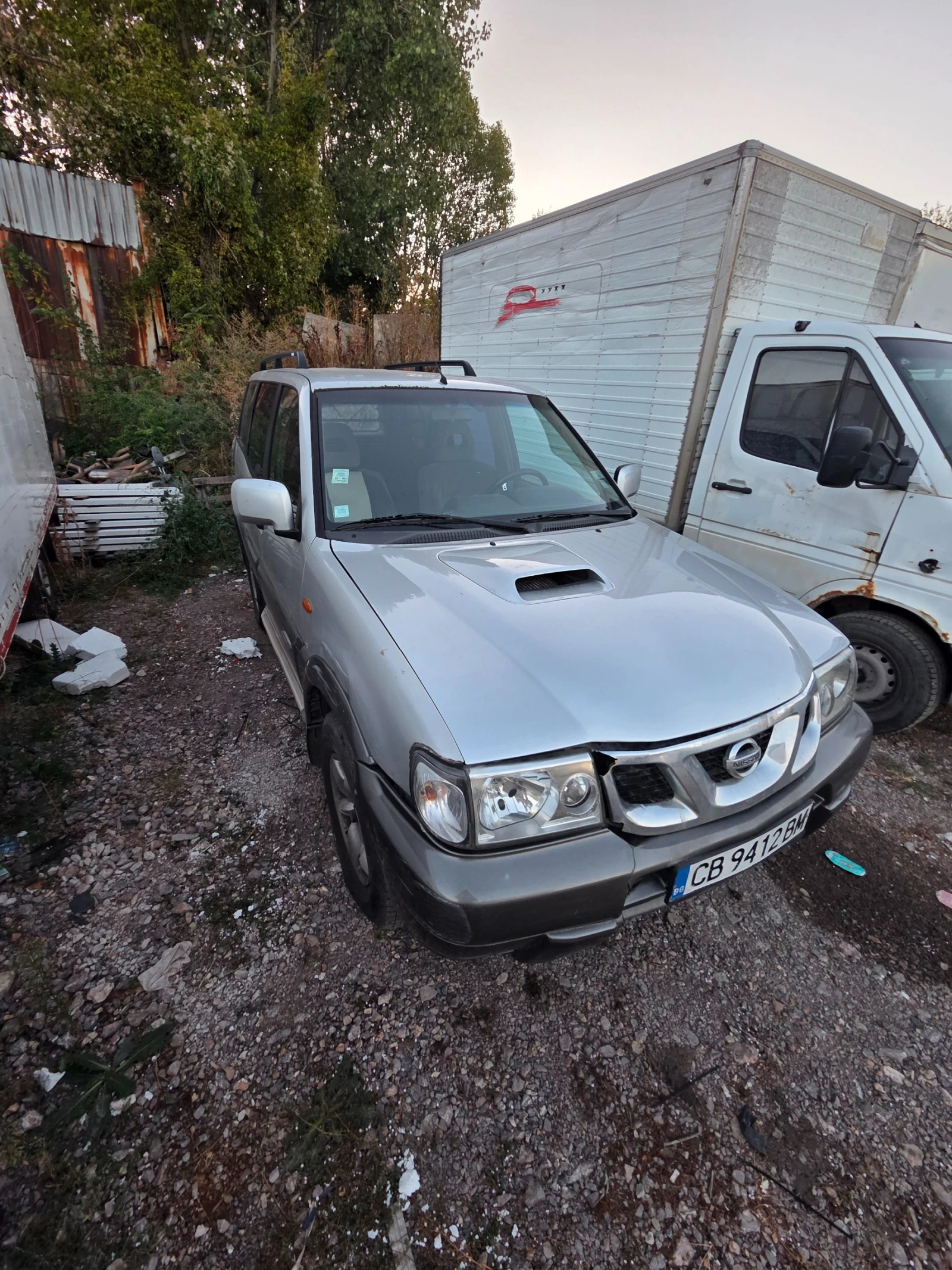 Nissan Terrano, снимка 3 - Автомобили и джипове - 56316766