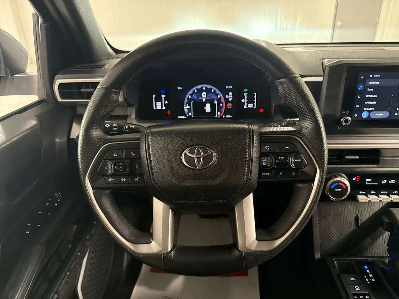 Toyota 4runner * 2.4 2 SETS OF TIRES | 7 SEATS | HEATED SEATS | 4 | Mobile.bg � ����������� 13