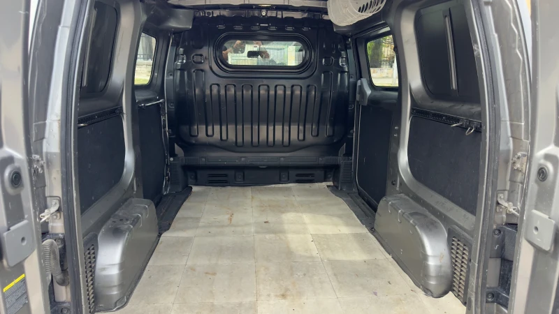 Nissan NV200, снимка 14 - Бусове и автобуси - 51710856