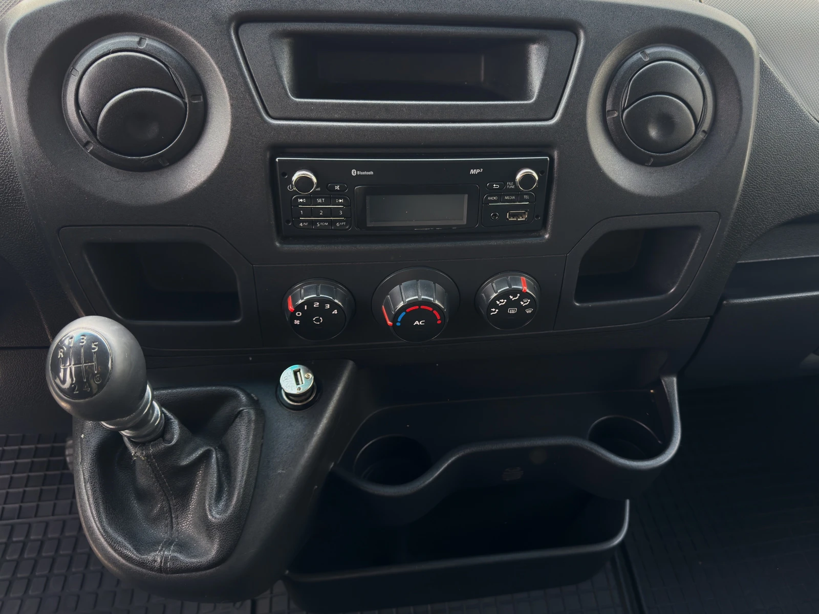 Renault Master Renault Master 2.3 /150к.с/ MAXI L4 H4/Двойна гума, снимка 14 - Бусове и автобуси - 55049490