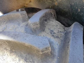 Трактор John Deere 3040, снимка 2