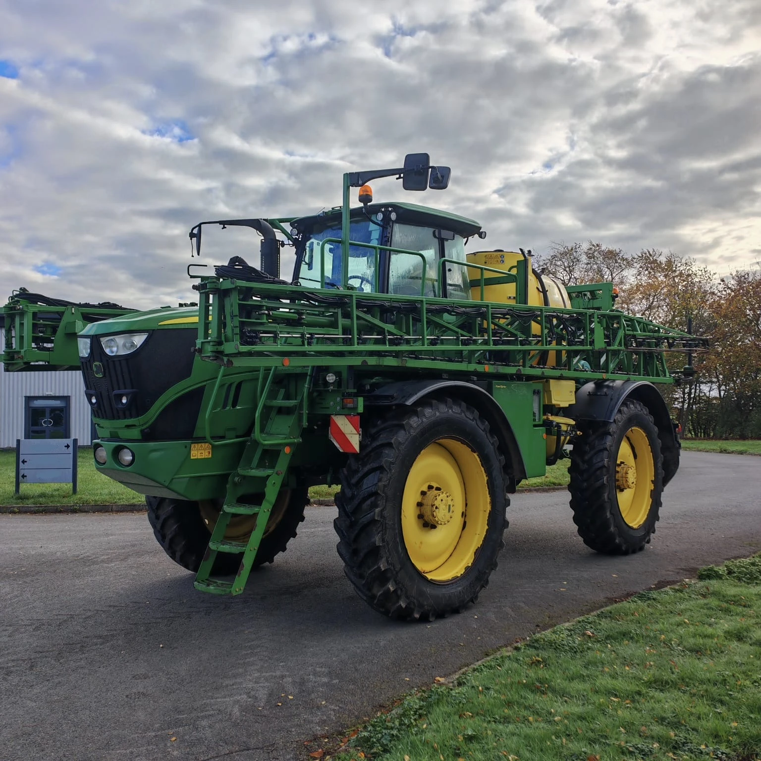   JOHN DEERE R4050i 5000  36   | Mobile.bg   1