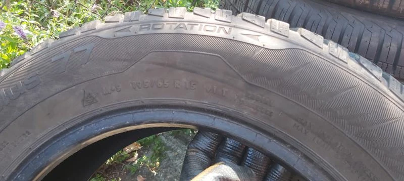 Гуми Зимни 195/65R15, снимка 9 - Гуми и джанти - 29866038