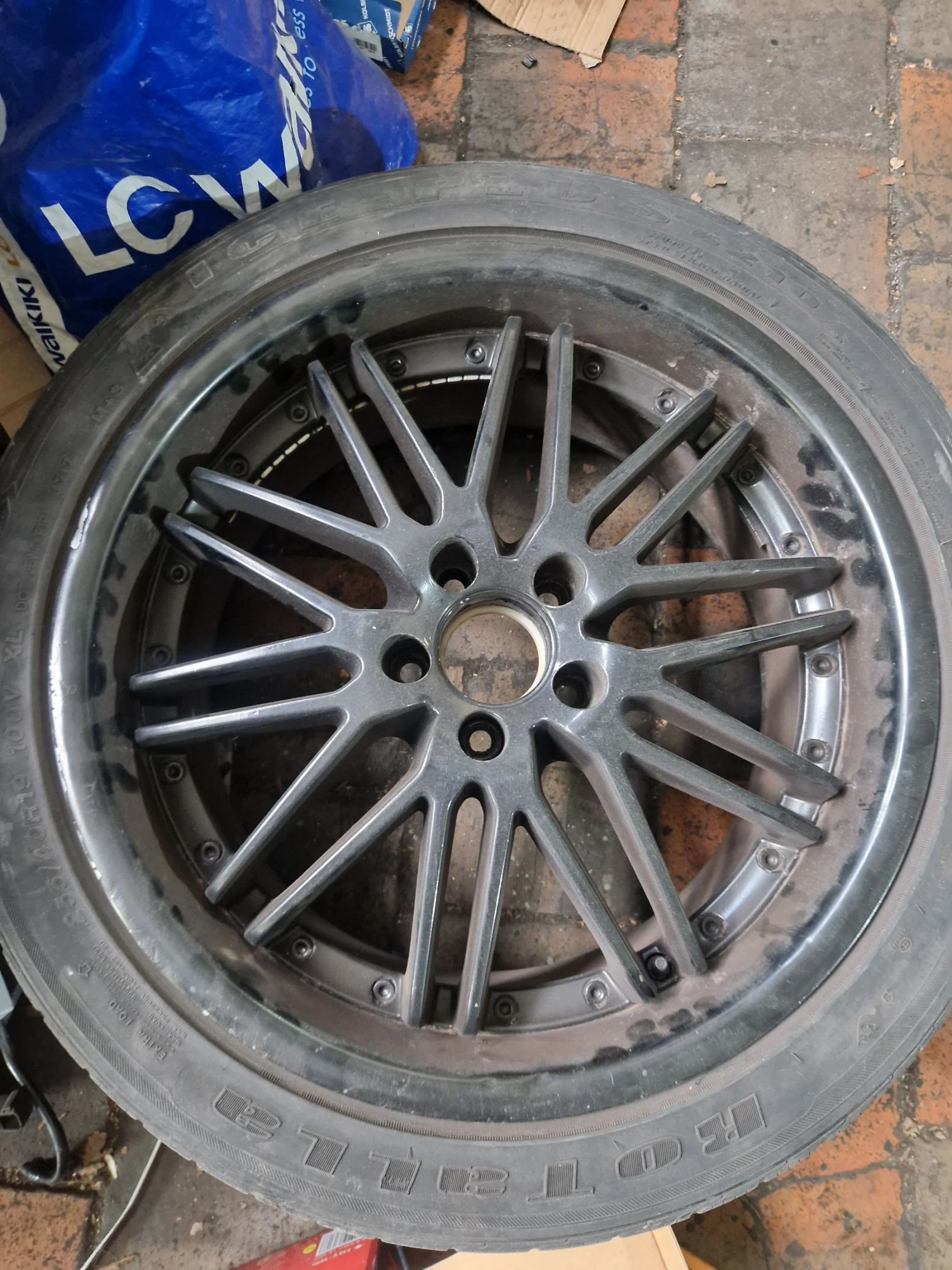    245/40R19  Alfa Romeo 159 | Mobile.bg   1