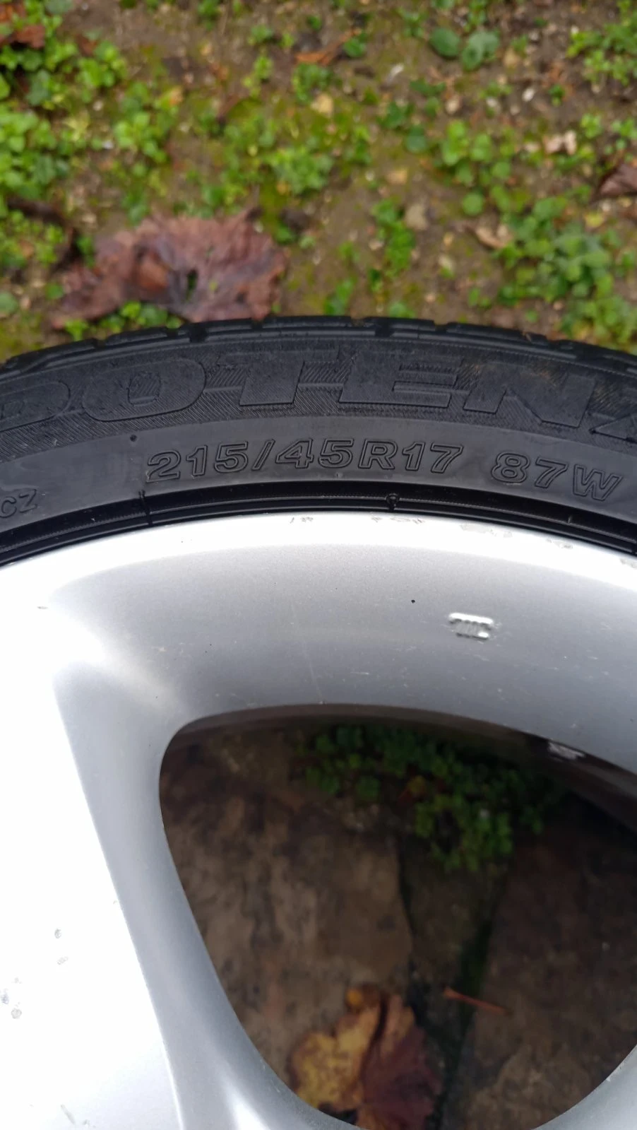 ���� � ������ 215/45R17 �� Subaru Legacy | Mobile.bg � ����������� 5
