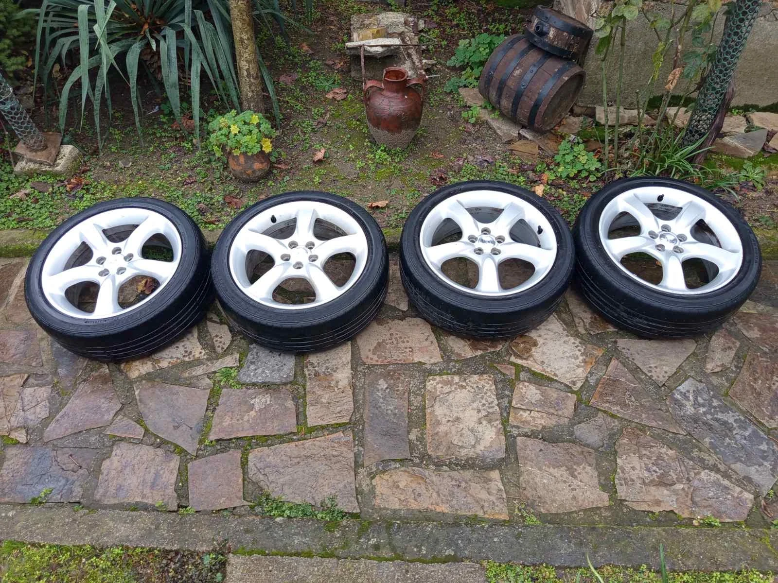 ���� � ������ 215/45R17 �� Subaru Legacy | Mobile.bg � ����������� 1