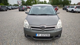 Toyota Corolla verso ВСИЧКО ПЛАТЕНО/НАПЪЛНО ОБСЛУЖЕН ПРЕДИ 8000км, снимка 4