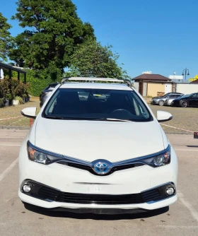 Toyota Auris chic, снимка 1