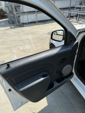Dacia Logan 1.4 MPI / ГАЗ, снимка 8