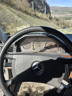 Mercedes-Benz 124, снимка 9