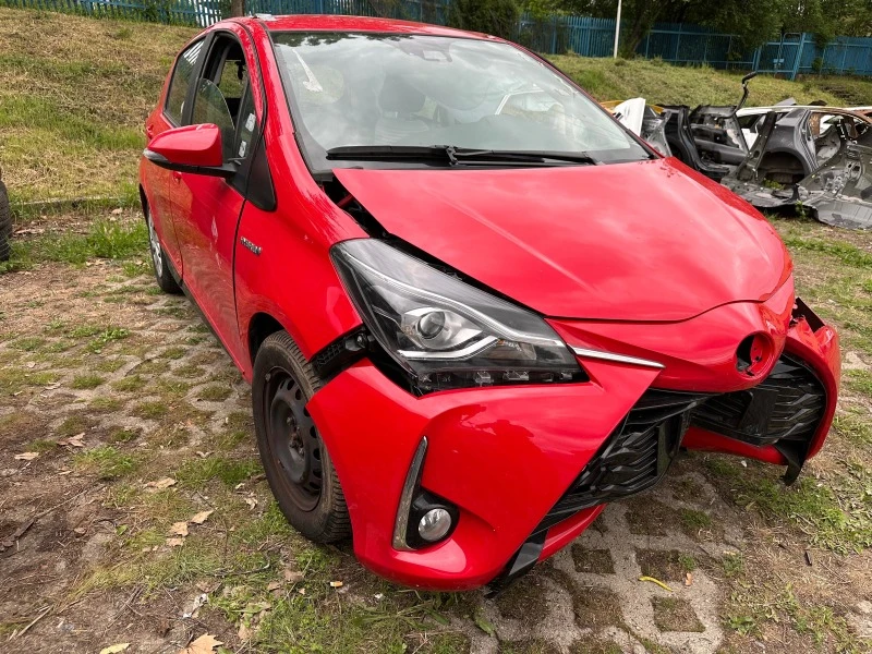 Toyota Yaris 1.5 Хибрид, снимка 1 - Автомобили и джипове - 47430819