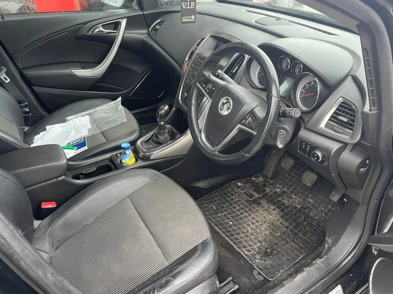 Opel Astra 1.6, снимка 7 - Автомобили и джипове - 38871879