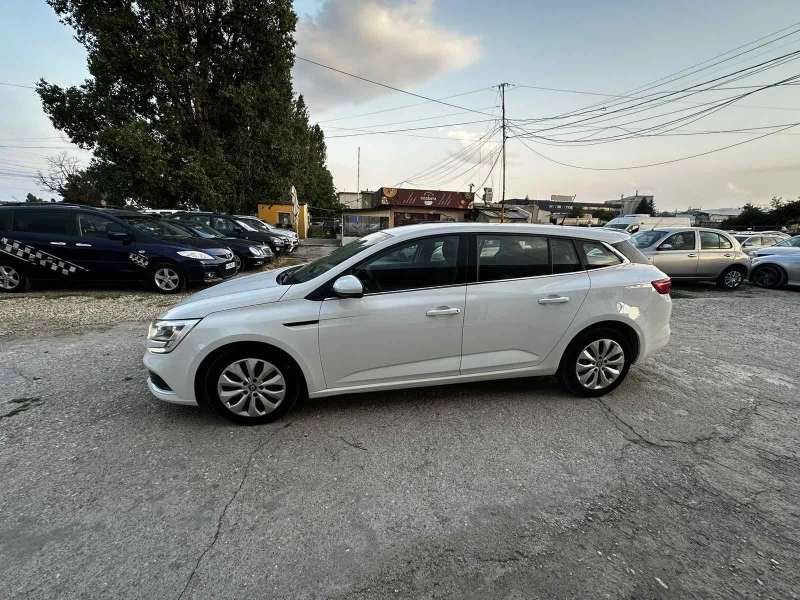 Renault Megane 1.5 DCI, снимка 4 - Автомобили и джипове - 47541009