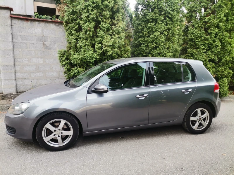 VW Golf 1.6TDIBlueMotion, снимка 3 - Автомобили и джипове - 47052829