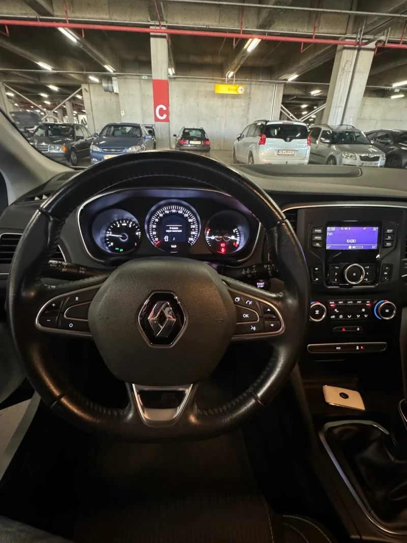 Renault Megane 1.5 DCI, снимка 5 - Автомобили и джипове - 47387264