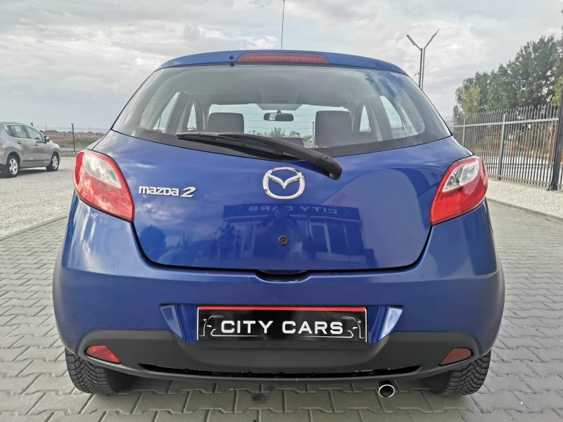 Mazda 2 1.4, снимка 8 - Автомобили и джипове - 47686684