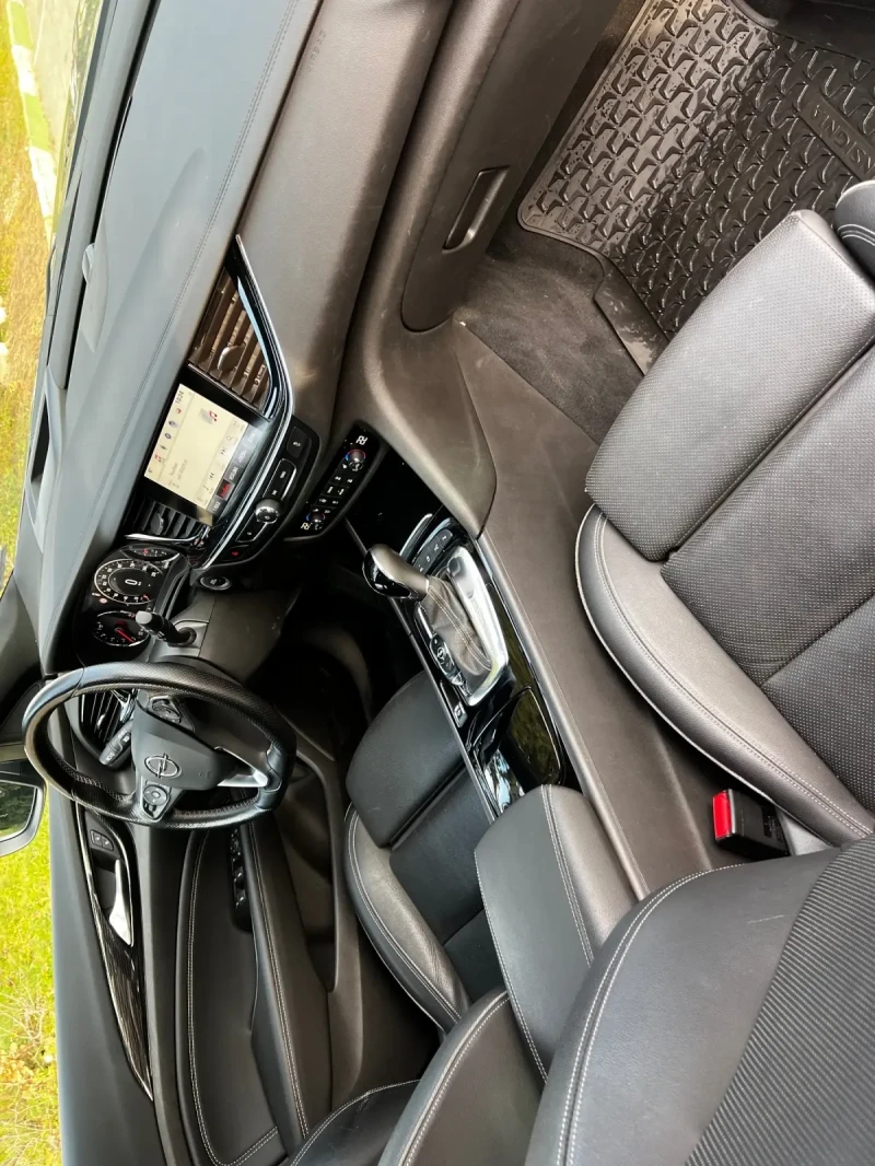 Opel Insignia Sport Tourer 4x4 2.0 Diesel Bi Turbo(210HP)AT, снимка 7 - Автомобили и джипове - 49546063