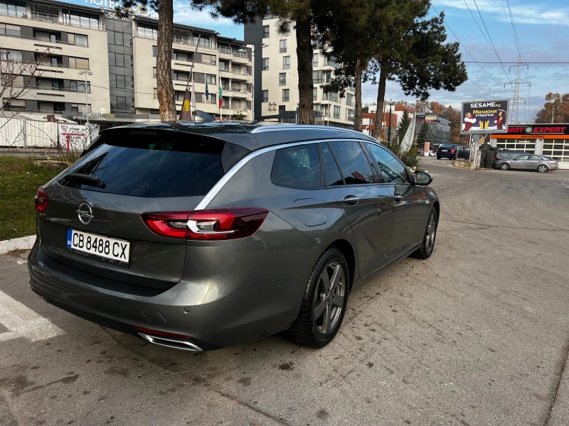 Opel Insignia Sport Tourer 4x4 2.0 Diesel Bi Turbo(210HP)AT, снимка 8 - Автомобили и джипове - 48209402