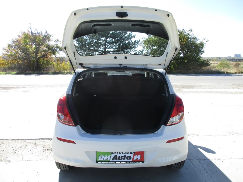 Hyundai I20 1.2/ГАЗ-БЕНЗИН/КАТО НОВА/, снимка 16 - Автомобили и джипове - 52233910