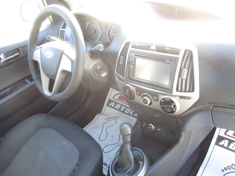 Hyundai I20 1.2/ГАЗ-БЕНЗИН/КАТО НОВА/, снимка 14 - Автомобили и джипове - 52233910