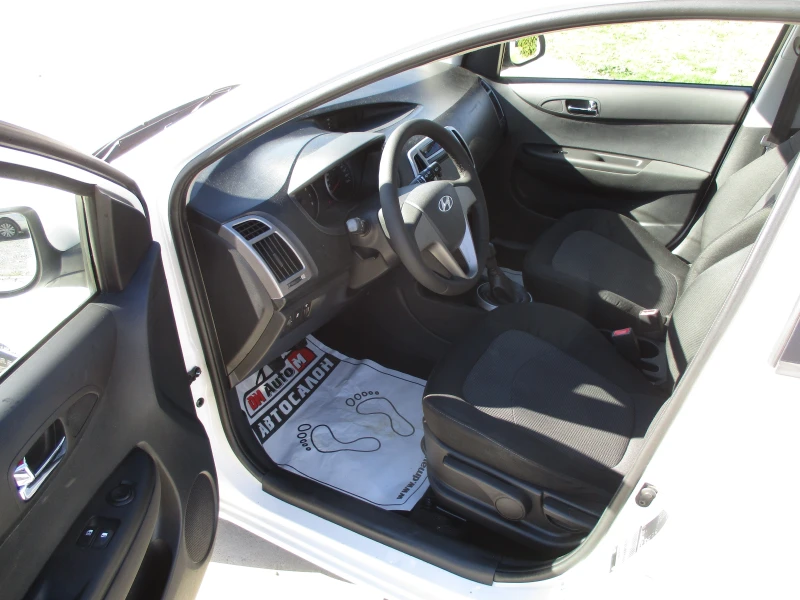 Hyundai I20 1.2/ГАЗ-БЕНЗИН/КАТО НОВА/, снимка 9 - Автомобили и джипове - 52233910