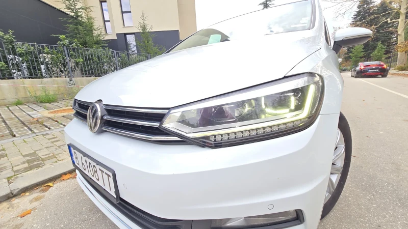 VW Touran 2.0 TDI, 150кс, снимка 14 - Автомобили и джипове - 52354135