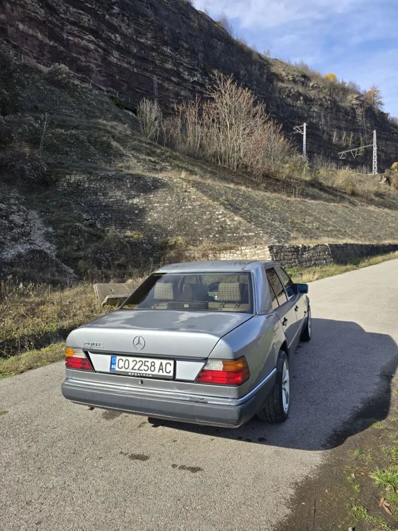 Mercedes-Benz 124, снимка 6 - Автомобили и джипове - 52584015
