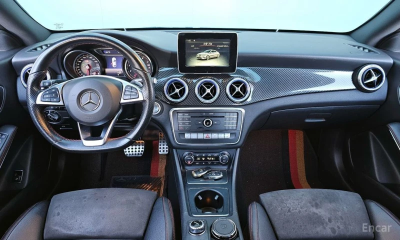 Mercedes-Benz CLA 220, снимка 7 - Автомобили и джипове - 52919038