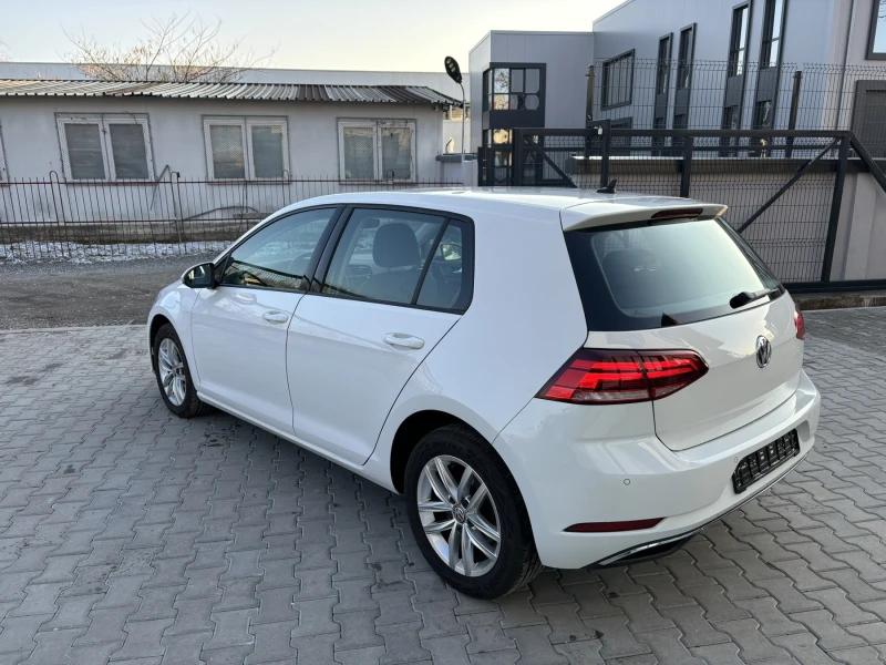 VW Golf Highline1.6TDI, снимка 5 - Автомобили и джипове - 53142084