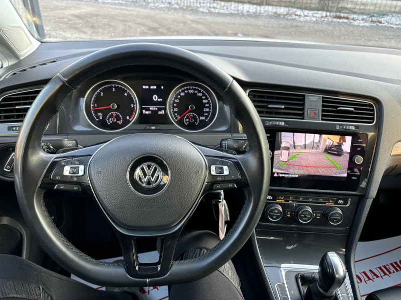 VW Golf Highline1.6TDI, снимка 8 - Автомобили и джипове - 53142084