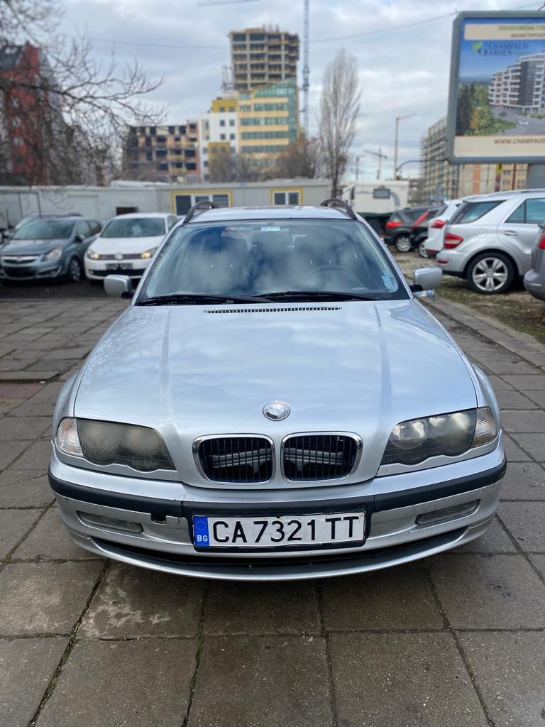 BMW 320, снимка 2 - Автомобили и джипове - 44764518