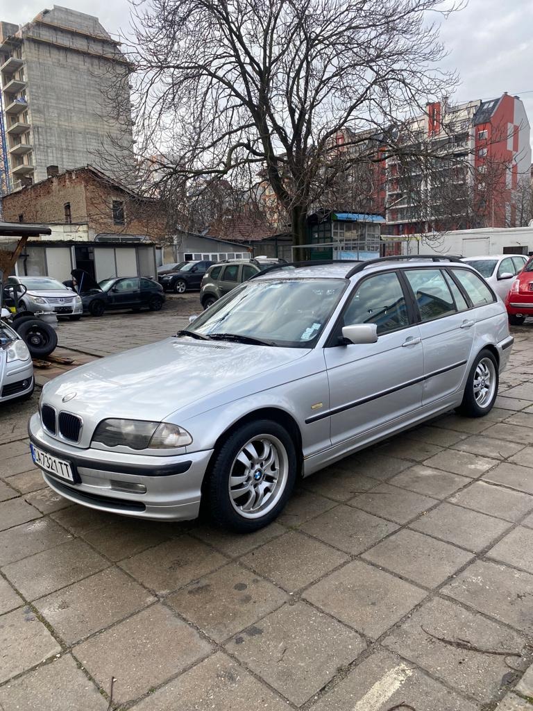 BMW 320, снимка 4 - Автомобили и джипове - 44764518