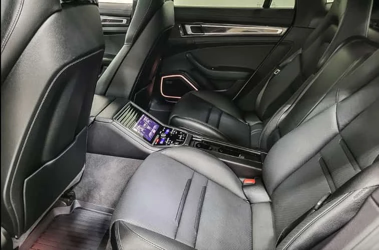 Porsche Panamera  4S /DISTRONIC/360/MATRIX/BOSE, снимка 10 - Автомобили и джипове - 54000976