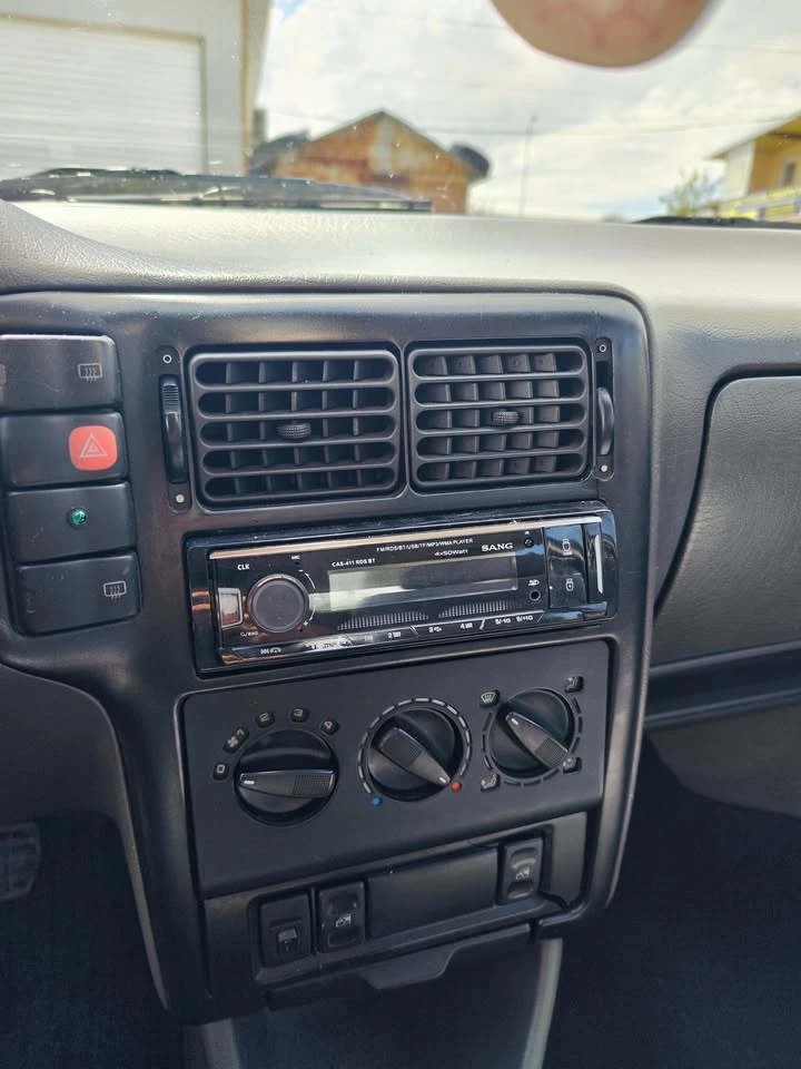 VW Polo 1.9 Aтносверен, снимка 7 - Автомобили и джипове - 54578235