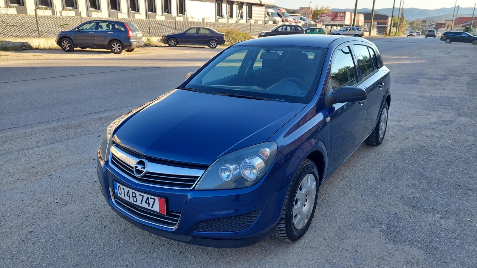 Opel Astra 1.4i-FAELIFT 160000км ОТЛИЧНА - [1] 