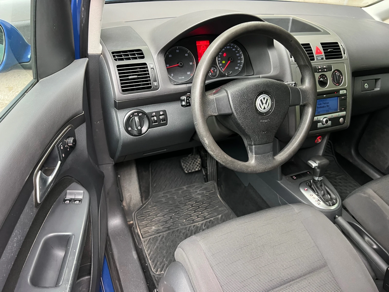 VW Touran 1.9TDI FACELIFT/AVTOMAT/KLIMATIK/UNIKAT - изображение 9