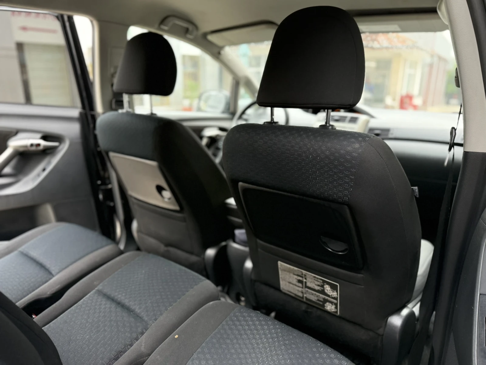 Toyota Corolla verso | Mobile.bg — изображение 14