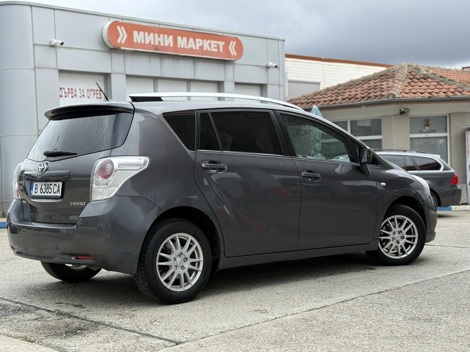 Toyota Corolla verso  - изображение 7