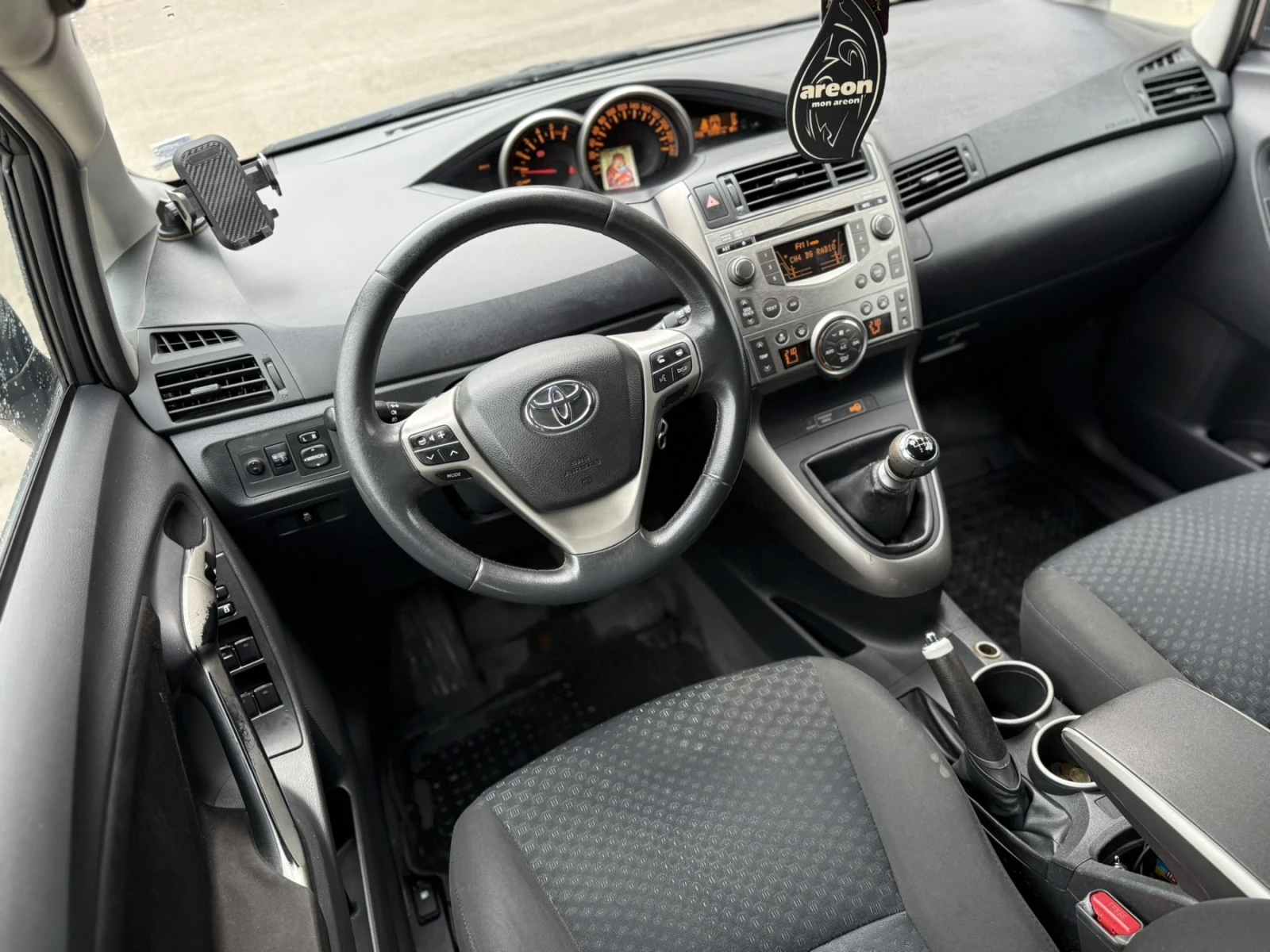 Toyota Corolla verso | Mobile.bg — изображение 13