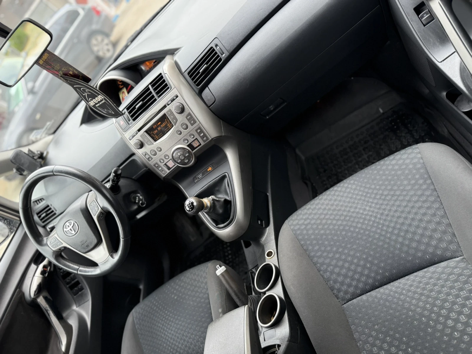 Toyota Corolla verso | Mobile.bg — изображение 15