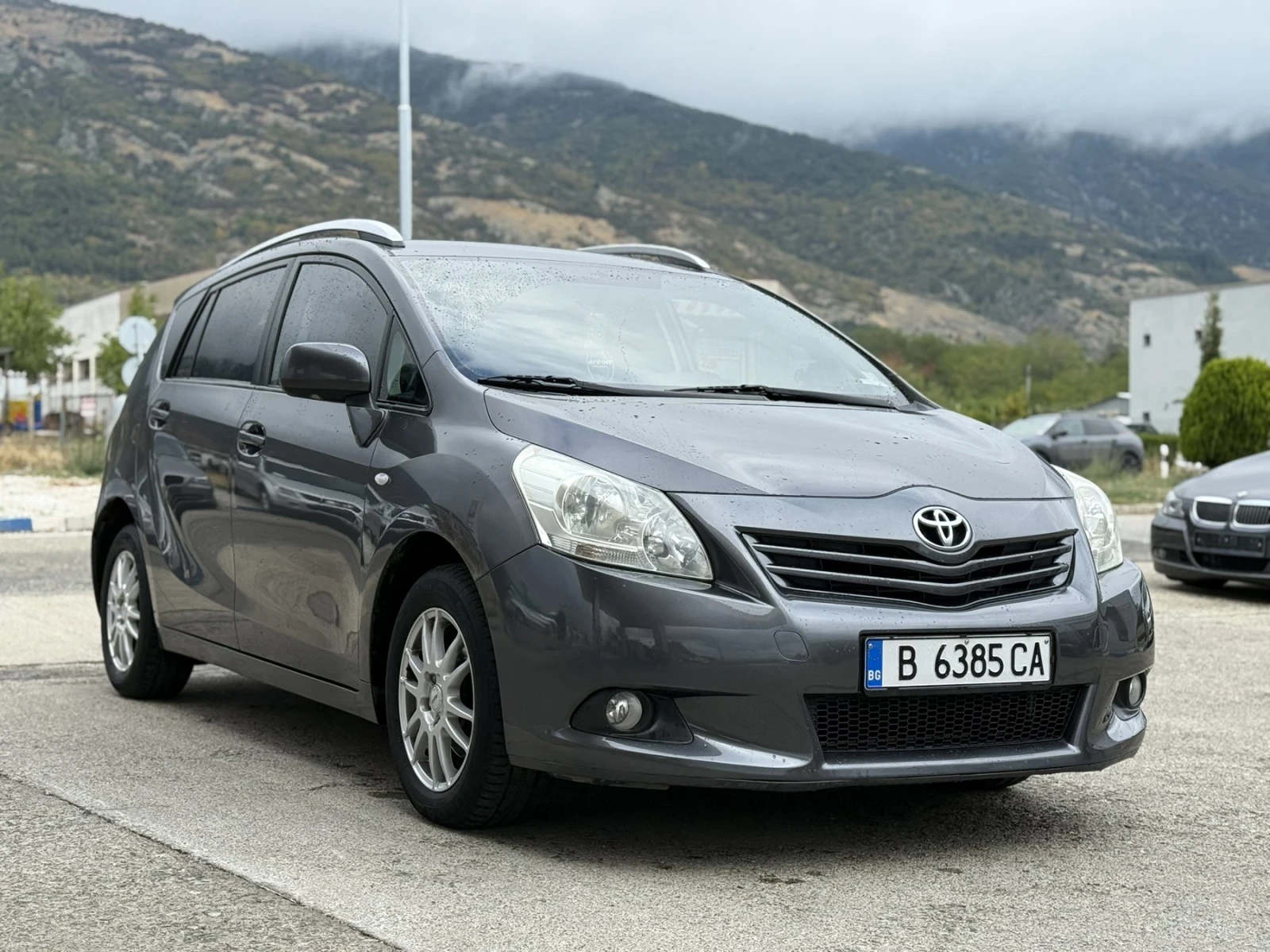 Toyota Corolla verso  - изображение 9