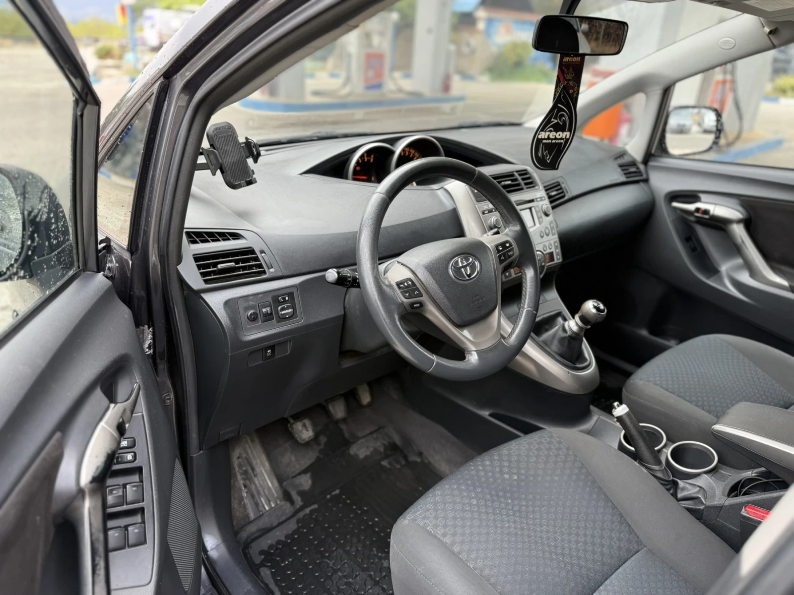 Toyota Corolla verso | Mobile.bg — изображение 17