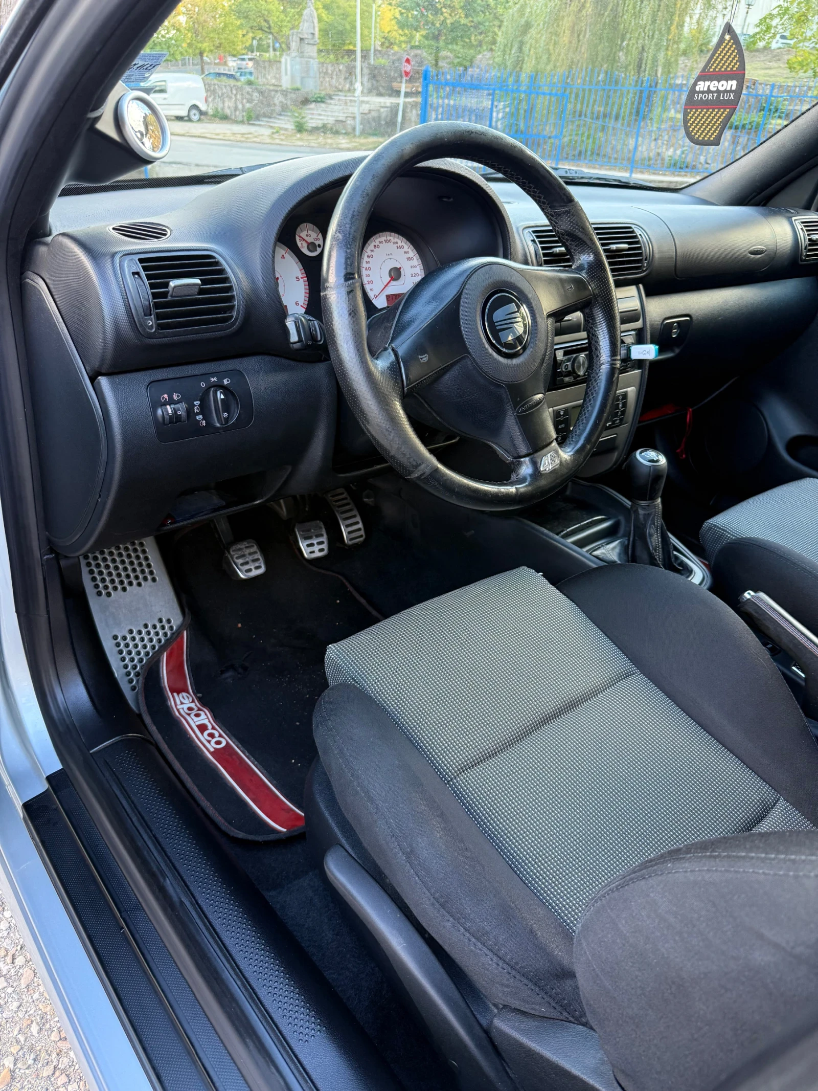 Seat Leon  - изображение 9