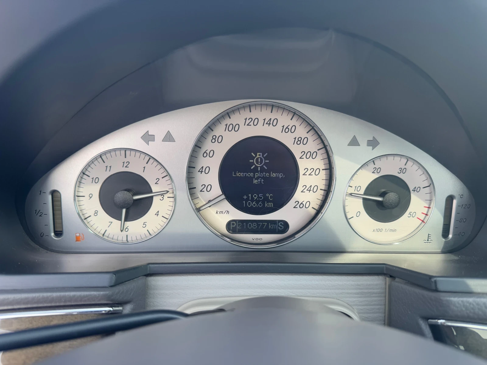 Mercedes-Benz E 270 W211 - изображение 8