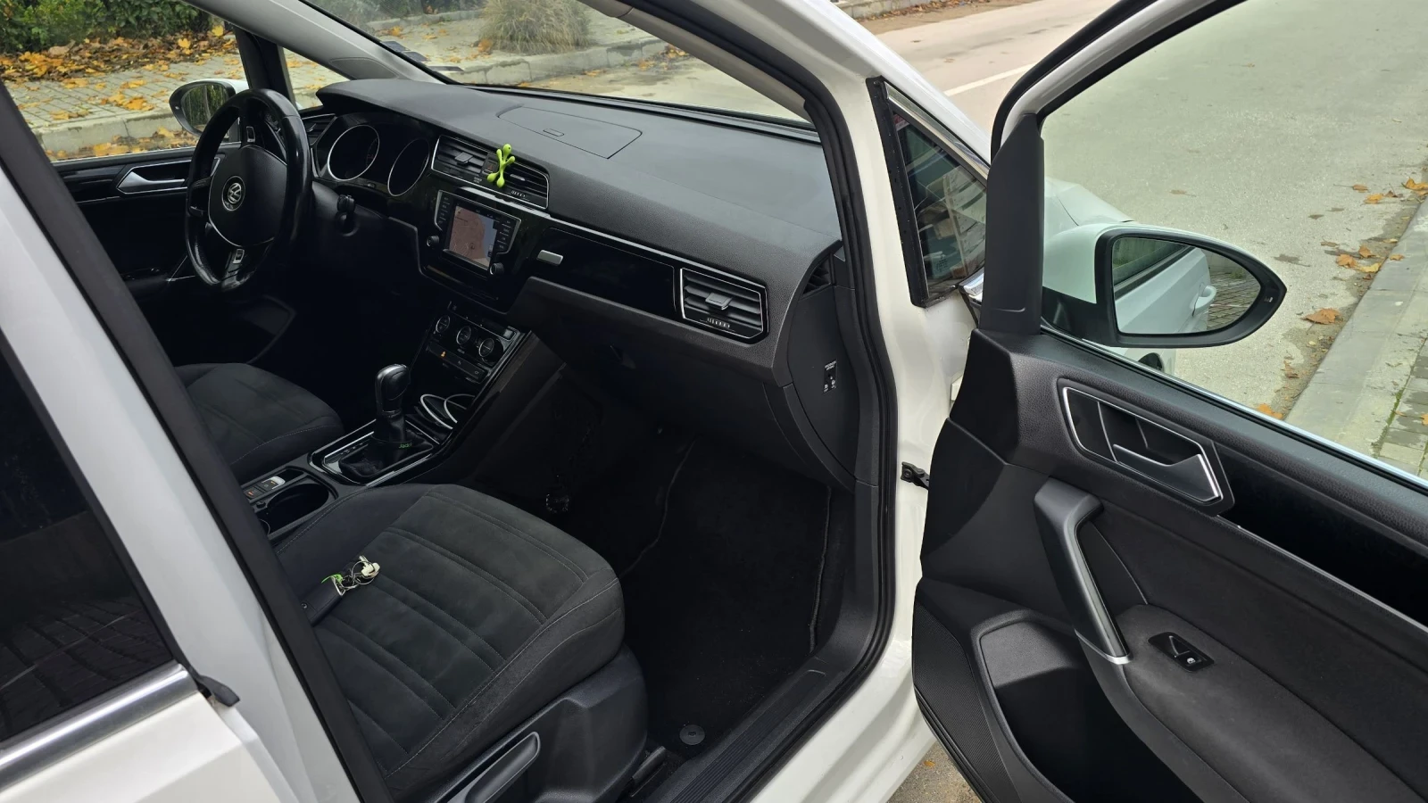 VW Touran 2.0 TDI, 150кс - изображение 7